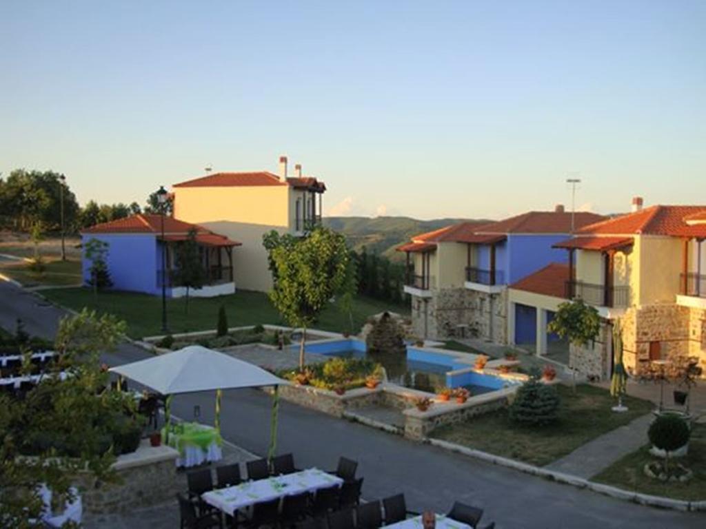 Prasino Horio 3*